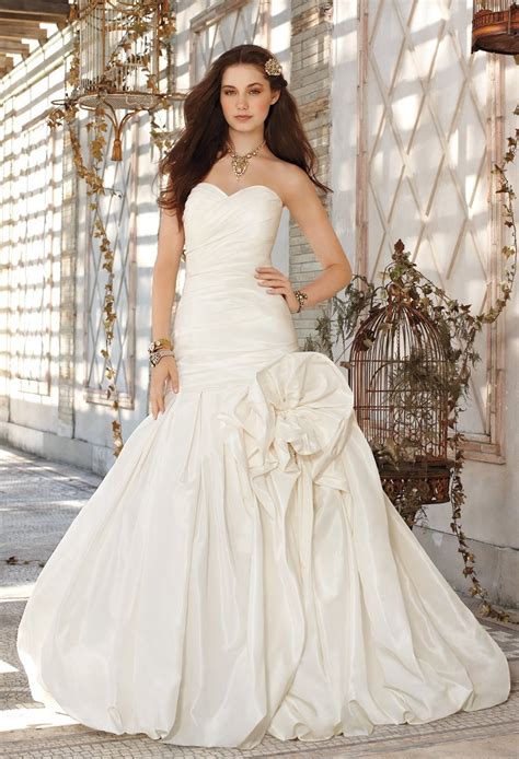 Usa bridal - Be 100% Stress-free on Your Bridal Appointment with USA Bridal . Among different bridal stores in the US, USA Bridal offers the best bridal experience for you and your squad. We have hundreds of dresses from great designers and a …